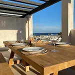 아파트 3 Bdrm Brand New Close To Golf And