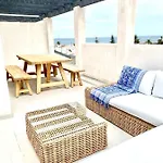아파트 3 Bdrm Brand New Close To Golf And *