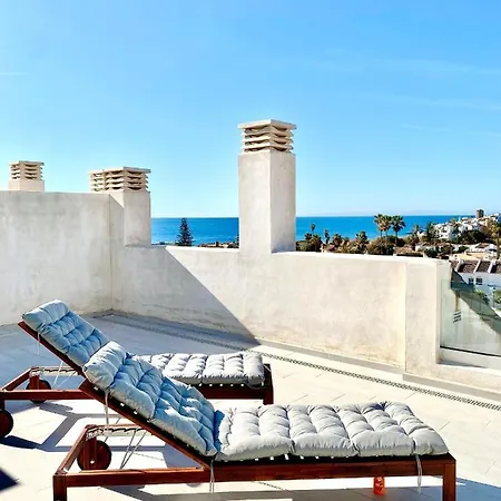 3 Bdrm Brand New Close To Golf And Estepona