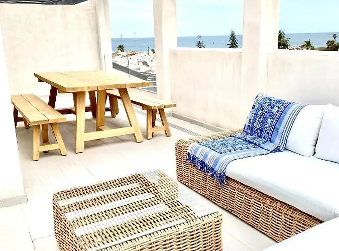 Apartment 3 Bdrm Brand New Close To Golf And *