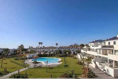 3 Bdrm Brand New Close To Golf And * Estepona